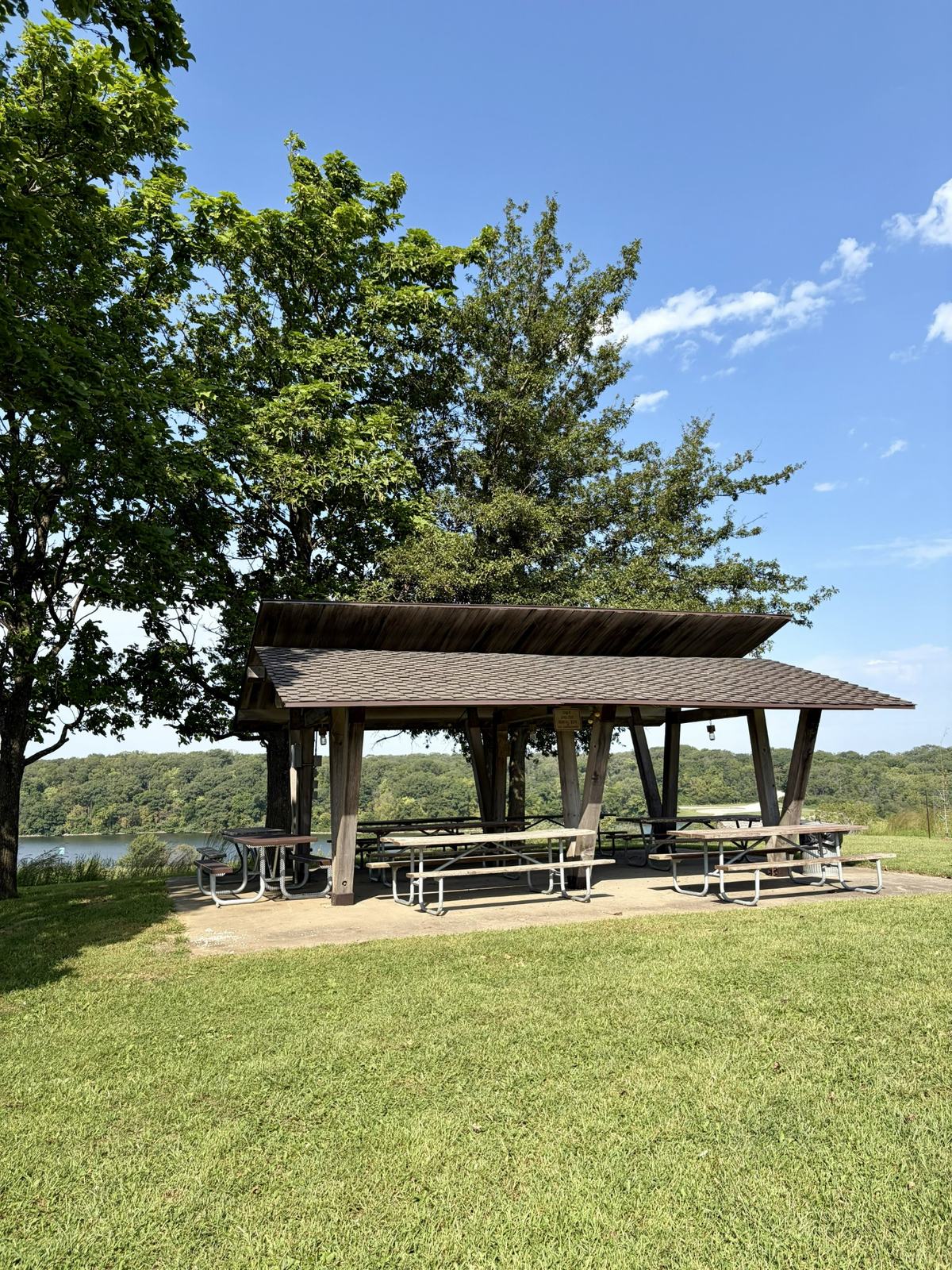 Lakeview Shelter
