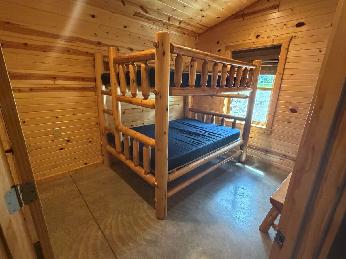 Bedroom of Lake View Cabin 