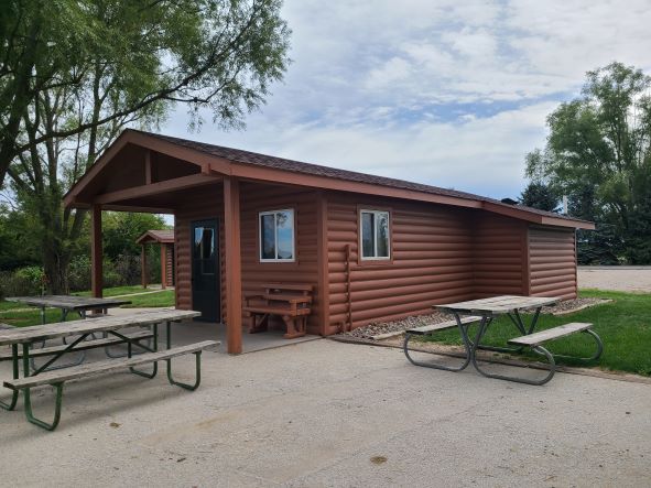 Cabin 01 Mallard (Full-Service)