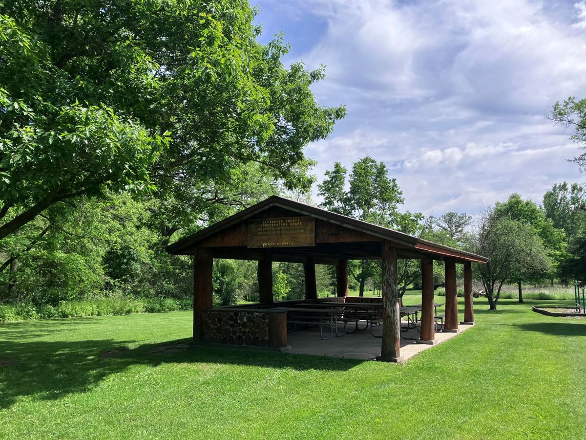 Waterville Farm 55 picnic shelter