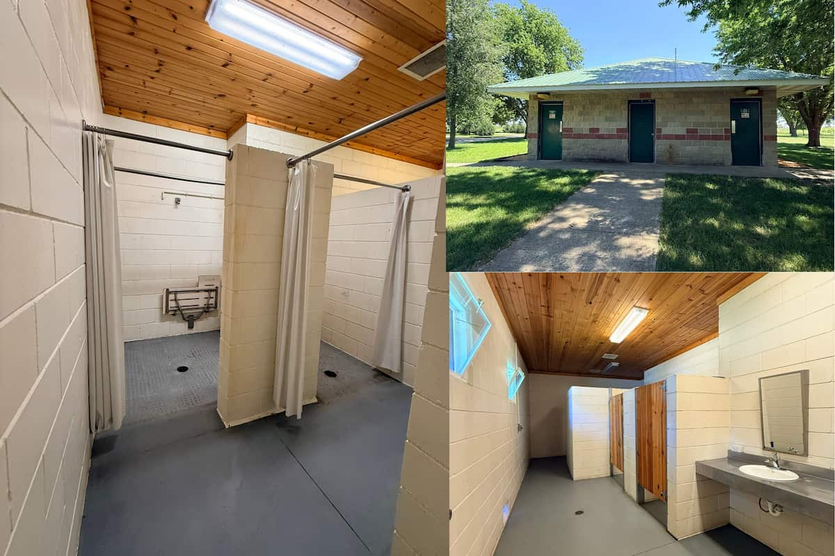 Meredith Park Restroom/Shower