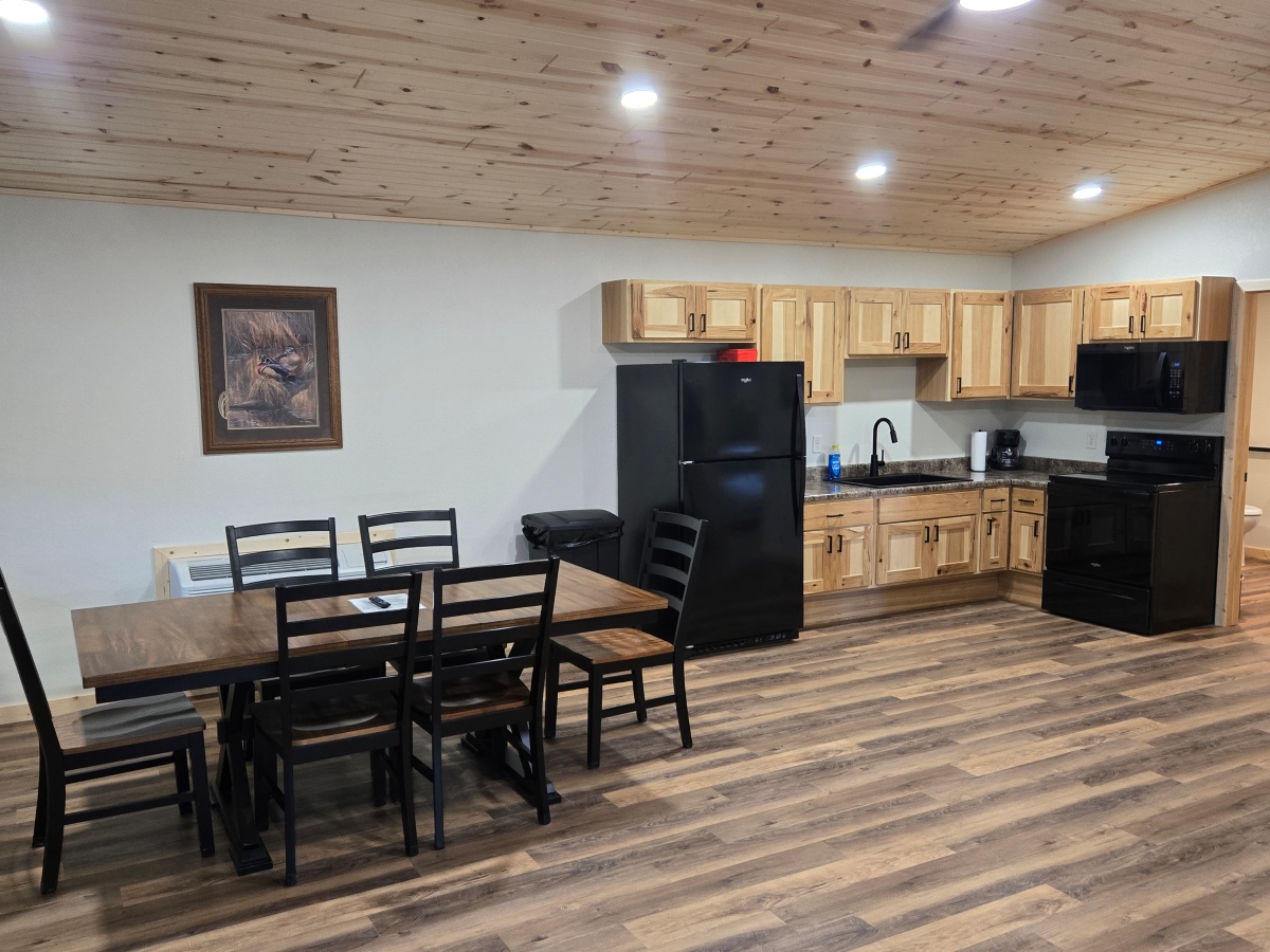 Kitchen with Full Size Appliances