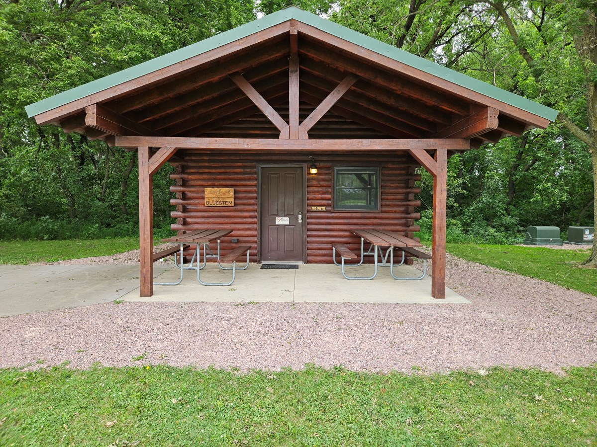 Little Sioux Bluestem Cabin 1 Rm 6 Person