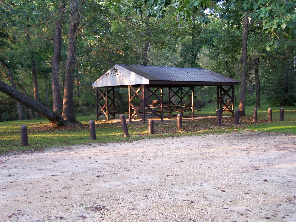 Picnic Shelter in Ludwig Park