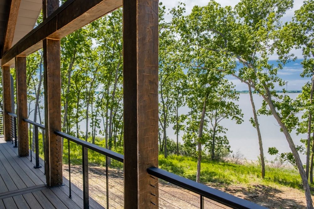View from the upstairs deck looking out over Lake Red Rock