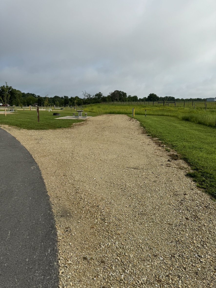 Fontana Park: Lakeside Site L12