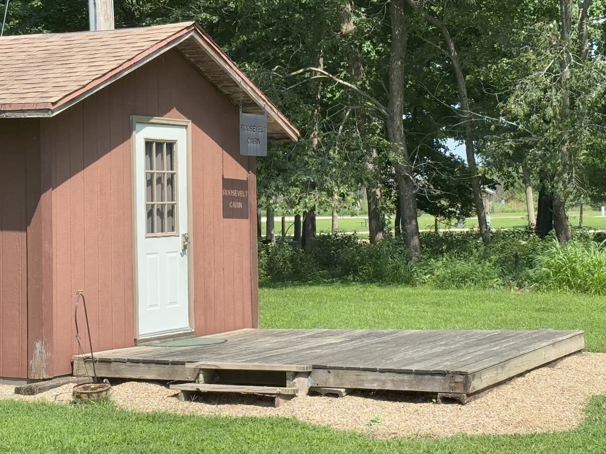 Roosevelt Cabin