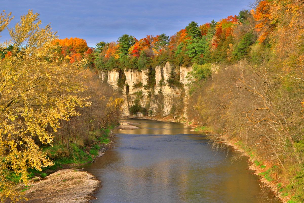 Fall Colors on the Bluffton Bluffs above the Upper Iowa River