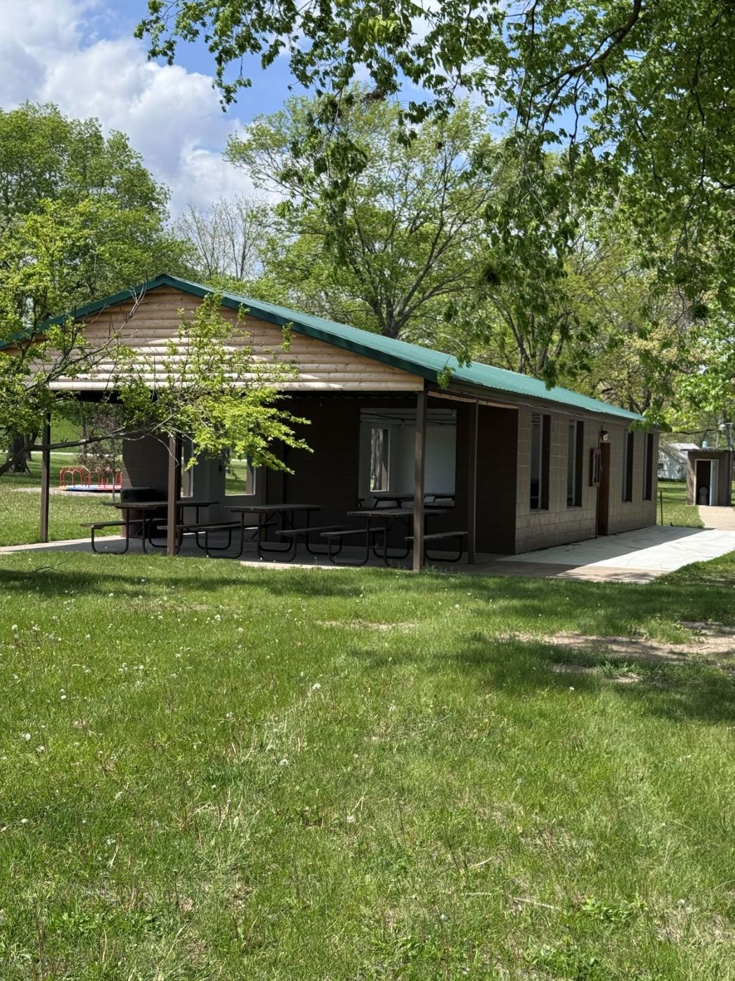 Rochester Shelter river side