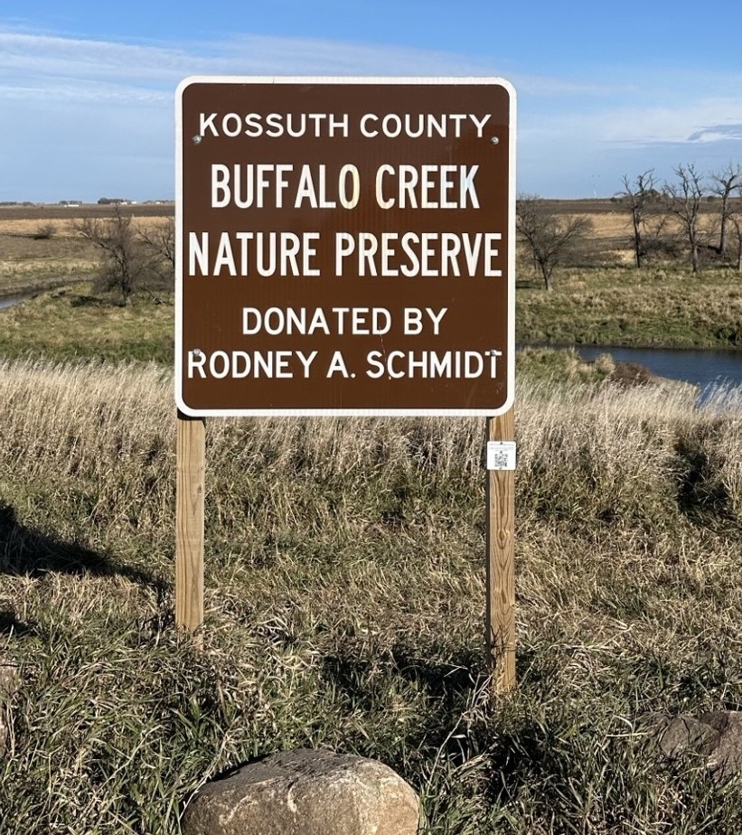 Overlook Parking Sign QR Trails 