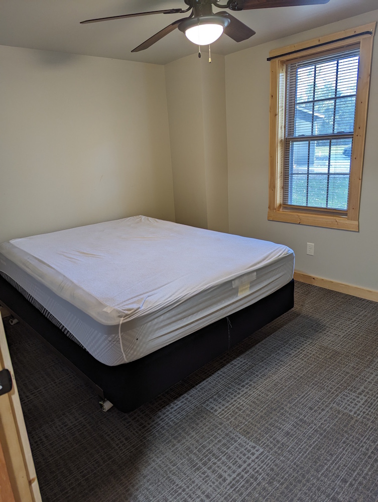 Main Floor Bedroom- Queen bed