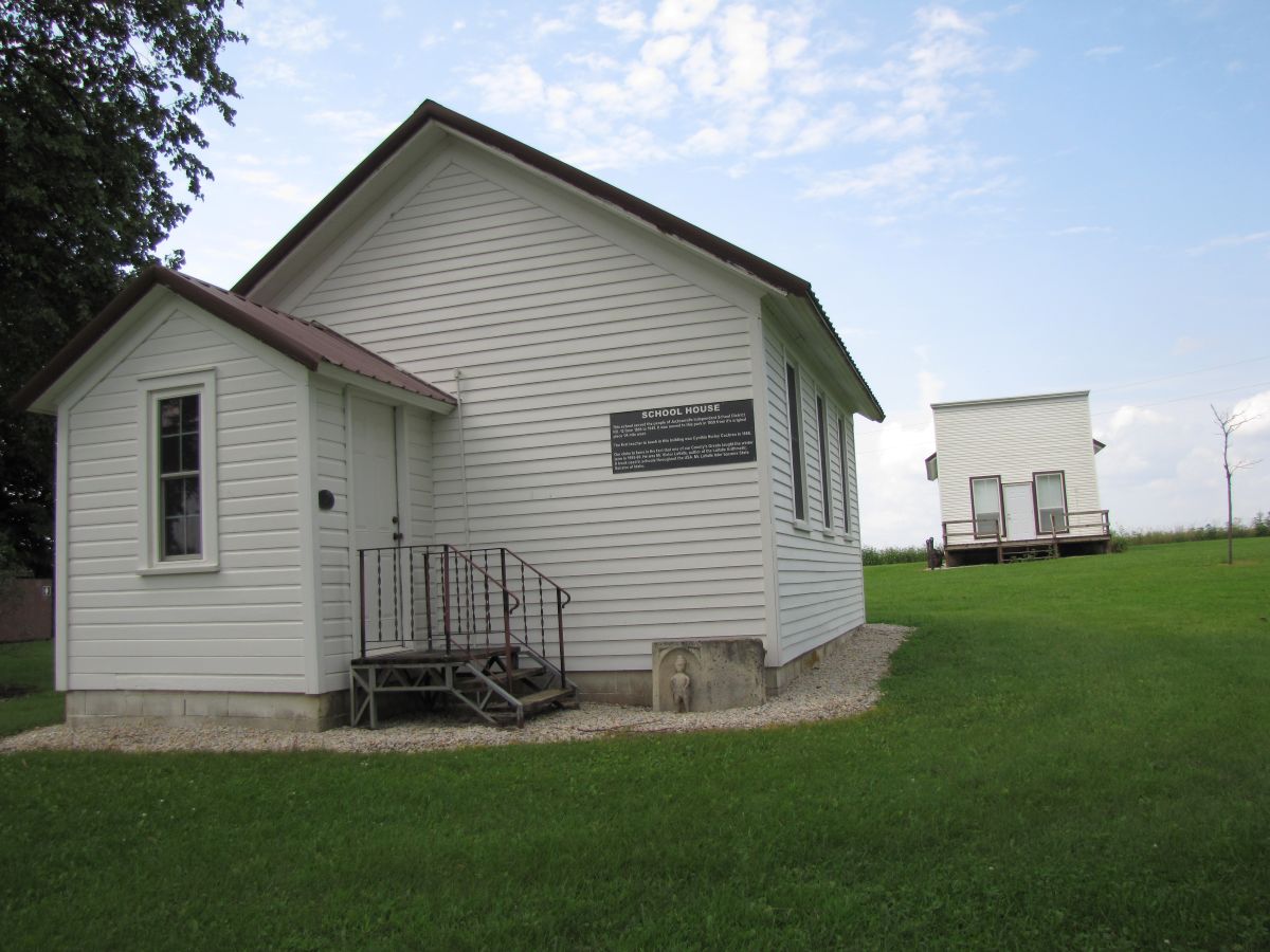 Munson Schoolhouse