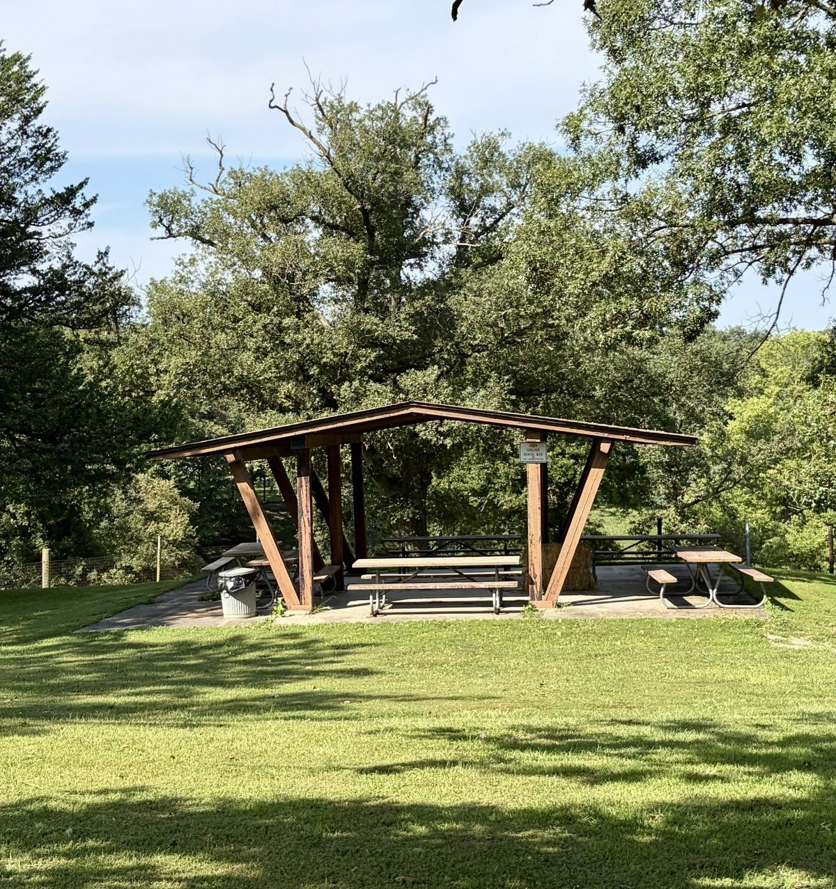 Elkview Shelter