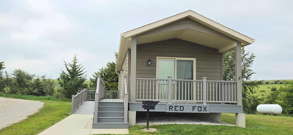 Cabin 4 - Red Fox