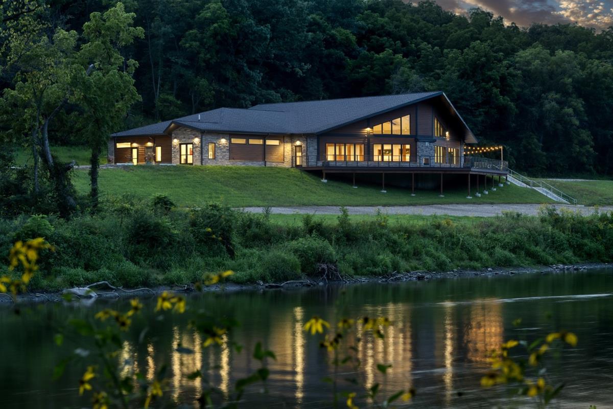 The Lodge at Steamboat Rock