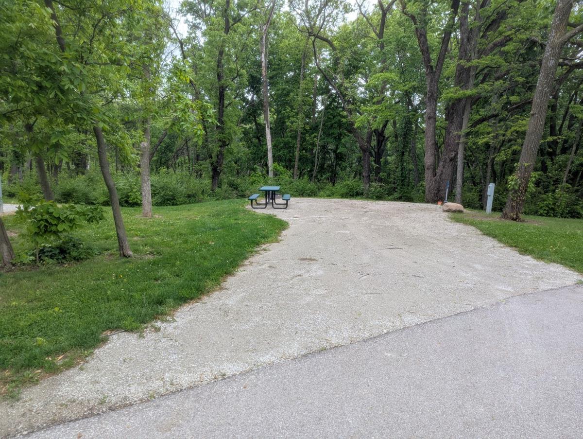 Yellow Banks  Full hook up site 53