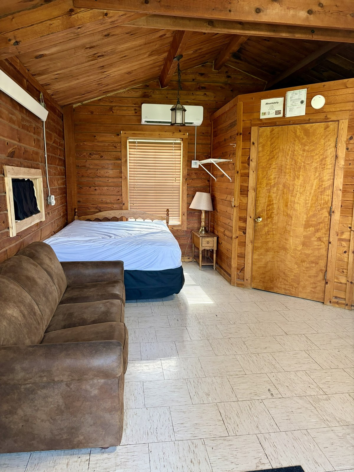 Cabin 1 Interior 2