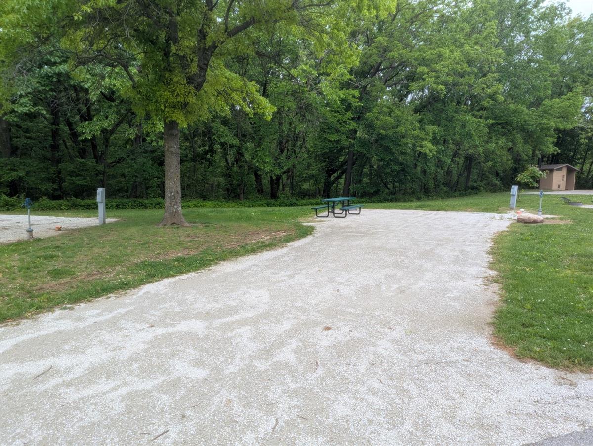 Yellow Banks  Full hook up site 55