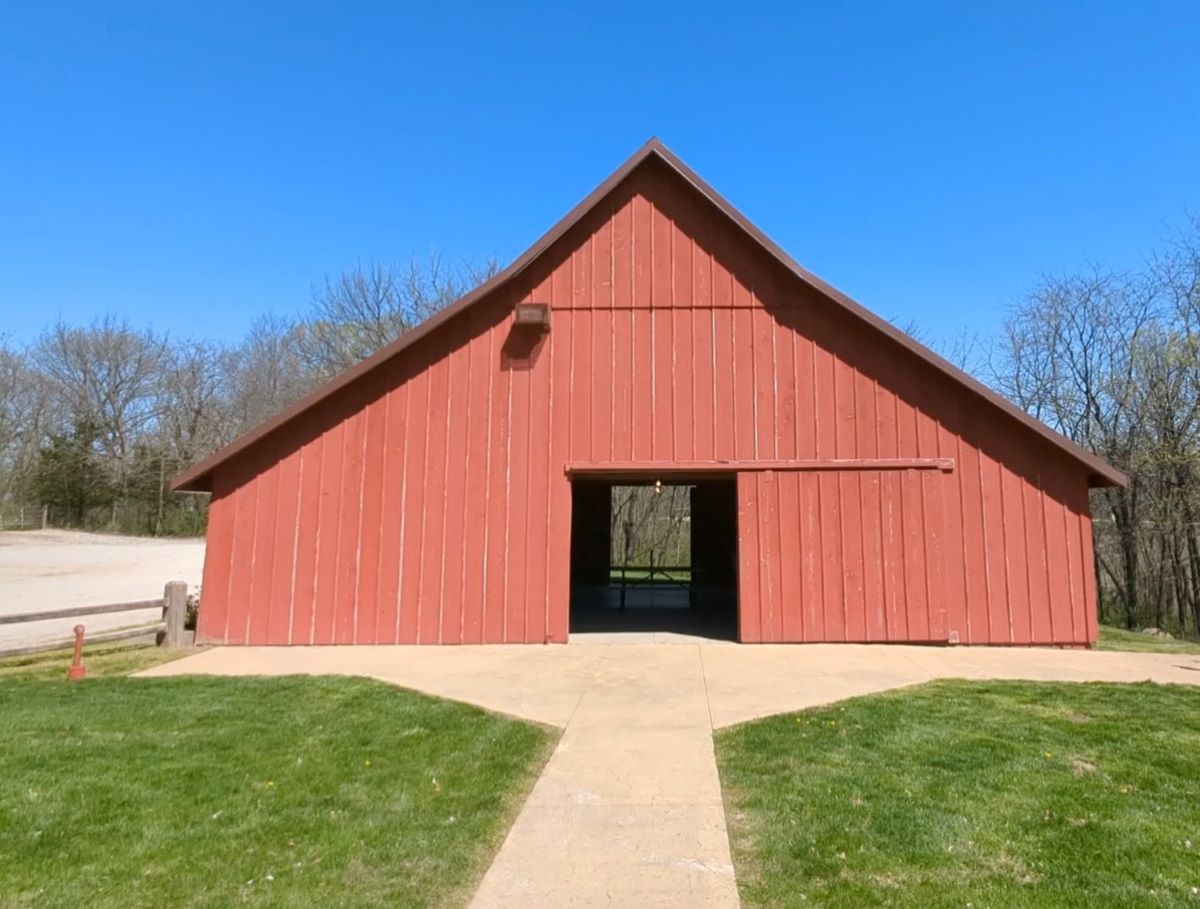 Hickory Hills Barn and Shelter