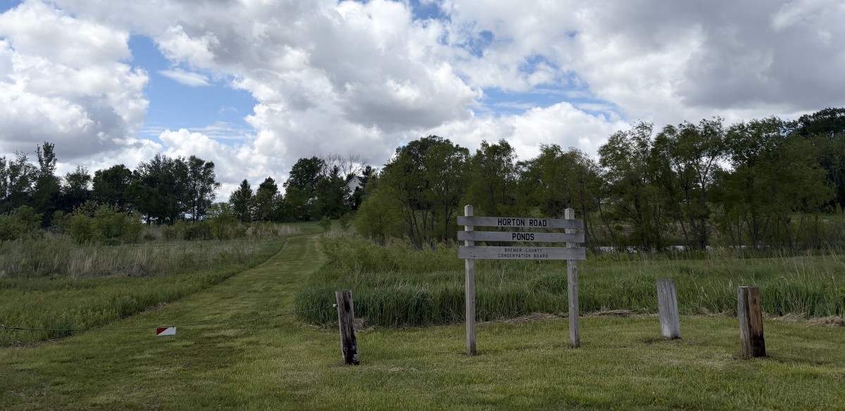 Horton Ponds entrance sign