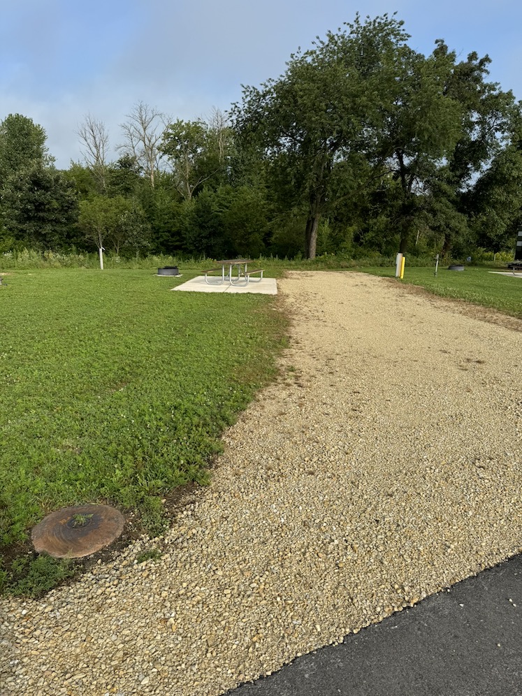 Fontana Park: Lakeside Site L04