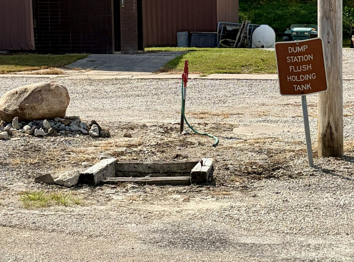 Dump Station/Flush Holding Tank