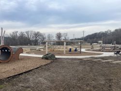 River's Edge Discovery Center Mini Trail Hikes