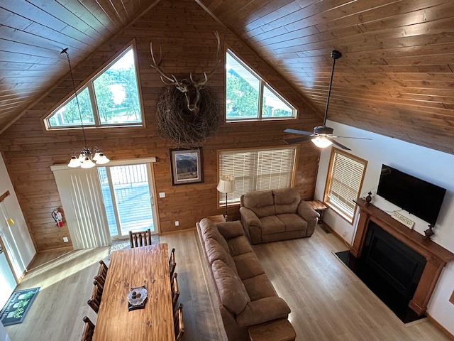 loft cabin
