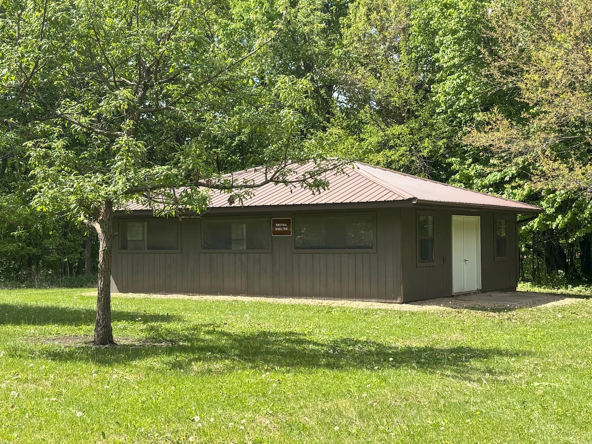 Redtail Shelter