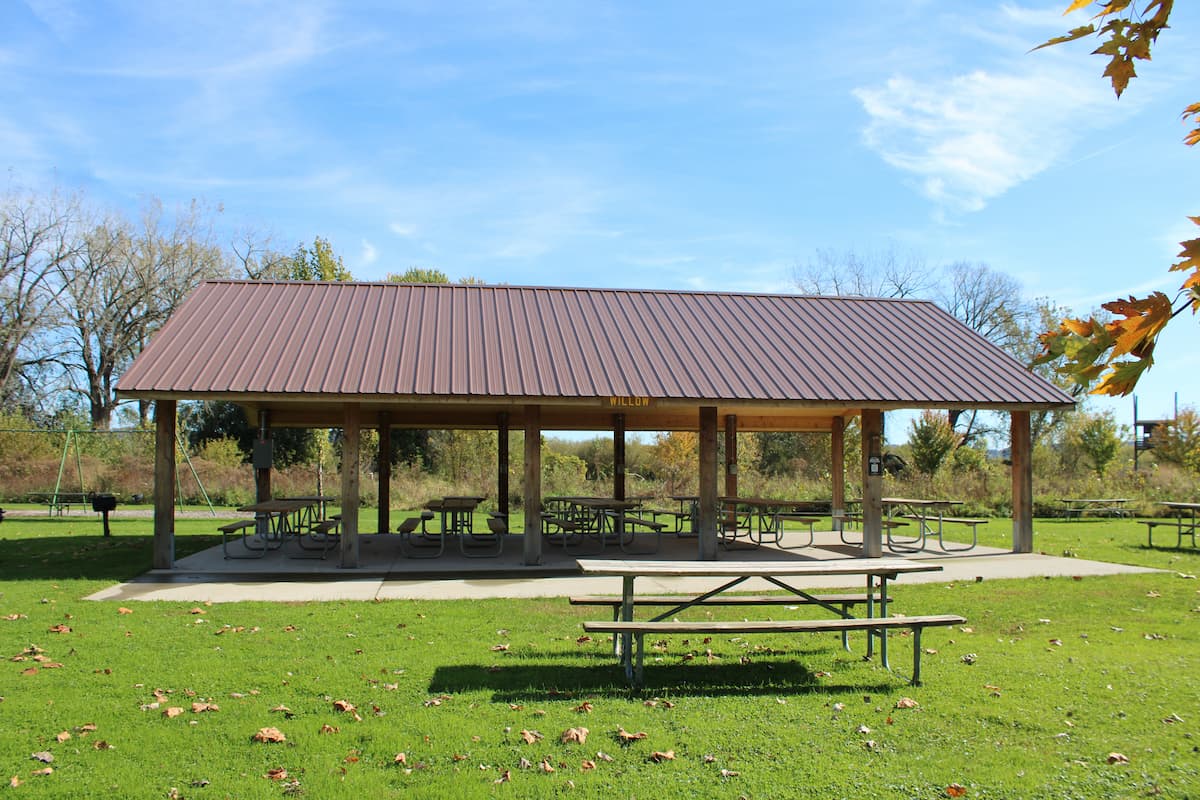 Willow Pavilion Mud Lake