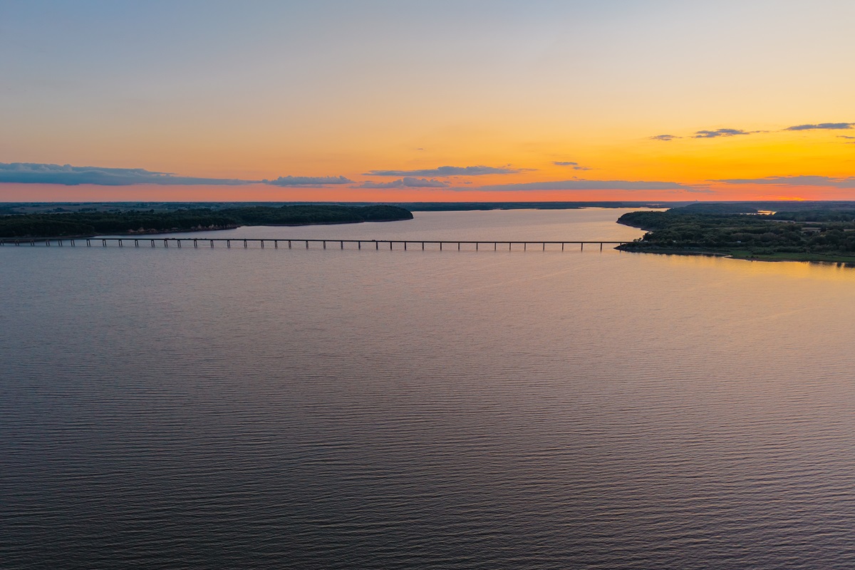 Sunset on Lake Red Rock Mile Long