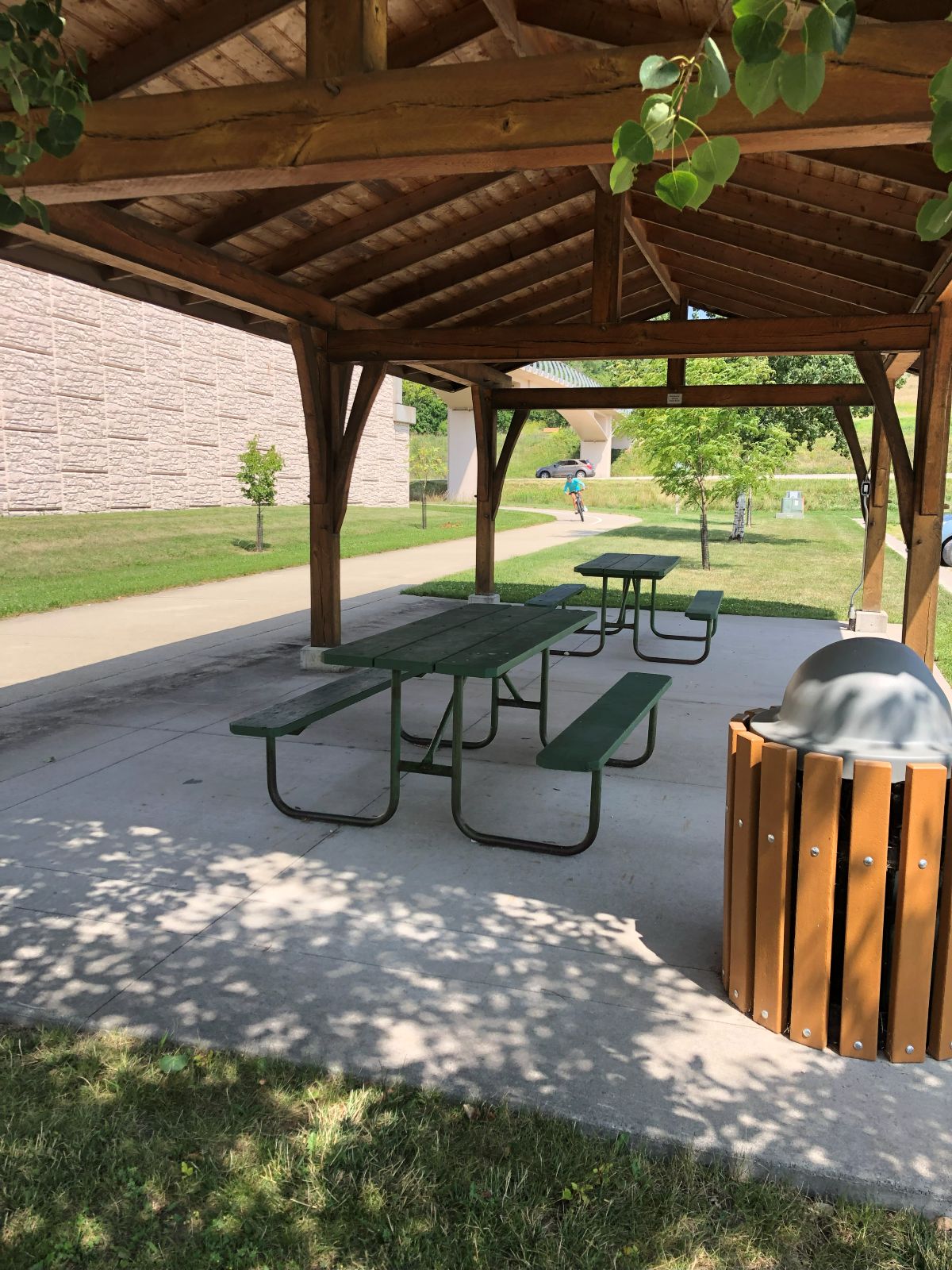 Shelter rest stop along Trout Run Trail